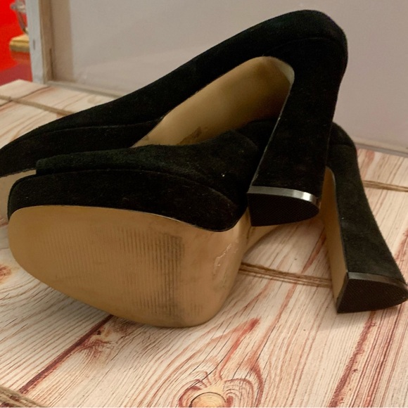 Brand new black, faux suede heels - Picture 3 of 3